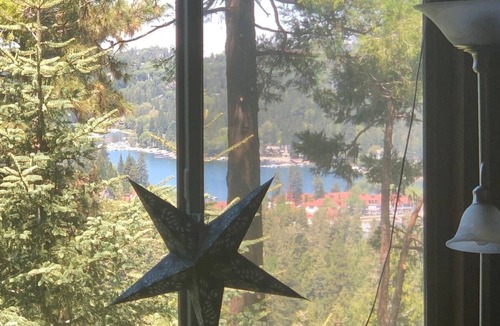 Lake Arrowhead Cabin | Peaceful Cozy Cabin Amongst the Trees with View of Lake Arrowhead