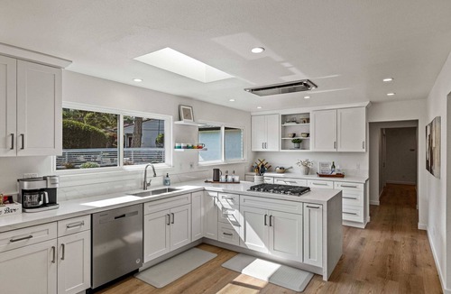 Del Monte Forest House | Pebble Beach's "Pebble Breeze"
