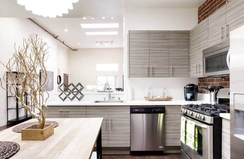 Historic Core Apartment | Penthouse Living at a Hip Loft in the Heart of LA
