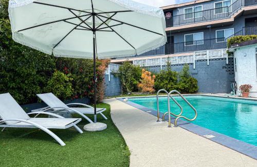 Ladera Heights House | Perfect 1-BR Spot Near LAX, SoFi and Forum - MK2-LAD