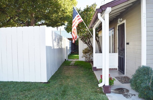 Old Towne House | Perfect Cottage For A Disneyland, Newport Beach, Or Chapman University Escape