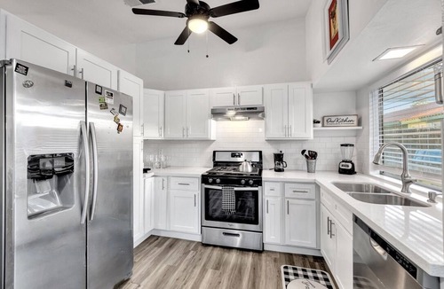 Moreno Valley House | Perfect Moreno Valley Getaway Near UC Riverside!