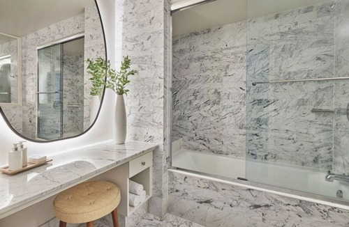Downtown House | Perfect Spot for Unwinding! 3 Convenient Units, Ocean View, Near Venice Beach