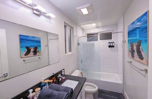 NoHo Arts District House | Perfect stay for Halloween Horror Nights!