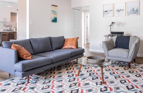 South Redondo Apartment | Pet-Friendly 2BR Apartment in Lovely Redondo Beach