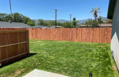Bonita House | Pet Friendly ! - King Bed, Bk Yard, Wifi, Parking.