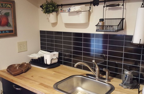 Cedar Glen Apartment | PETFRIENDLY, ROMANTIC , STUDIO WITH INCREDIBLE LAKEVIEW, PRIVATE - CLOSE TO ALL