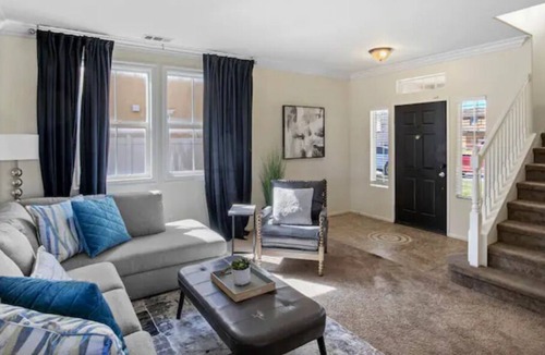 Beaumont Apartment | Picard Place
