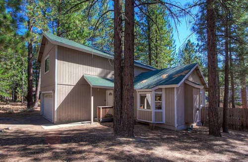 Pioneer Trail House | Pine Haven - Pet Friendly, Fenced Yard (COH0887)