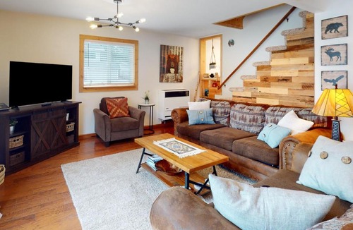 Tahoe Paradise House | Pine Lantern Retreat