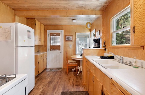 Fawnskin Cabin | Pinglewood Cabin in Fawnskin at Big Bear