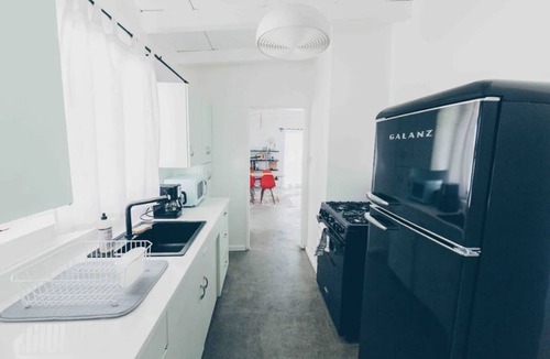 Twentynine Palms House | Pink, Architect-Appointed House! 3 min from JTNP.