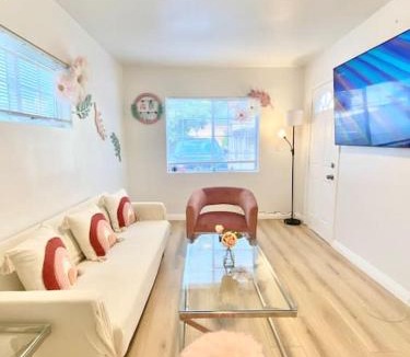 Rosemead House | Pink Cozy house 2 bedrooms