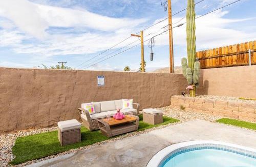 Desert Hot Springs House | Pink Lemonade