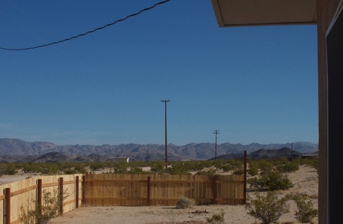 Joshua Tree Cabin | Pink Moon Cabin - Beautiful Cozy Secluded Retreat