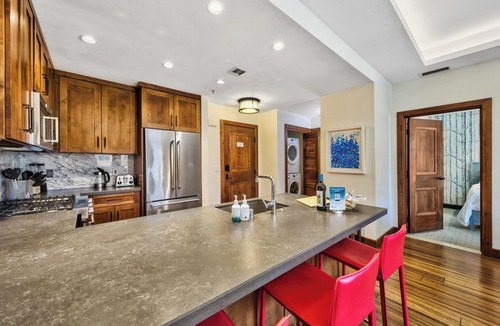 Lakeside Park Condo | Pinnacle Stateline Resort, BBQ, Hot Tub, Pool Zalanta #214