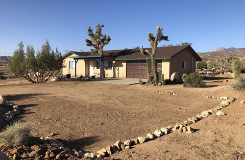 Pioneertown House | Pioneertown Bohemian Getaway!