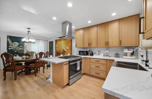 Southwest Anaheim House | Pirates Cove: Heated Pool, Arcades, Playground and more!
