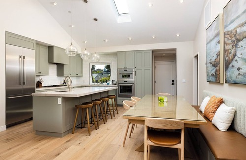 The Mesa House | Playa Vida-completely remodeled with A/C, Hot Tub - walk to everything and more
