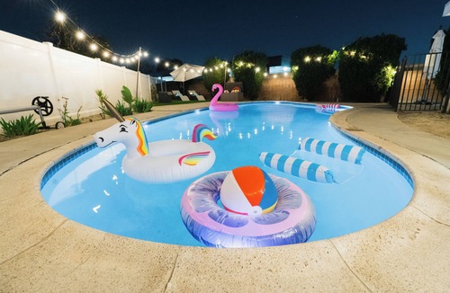 Santa Ana House | Pool + Arcade Cozy Home. Minutes to Disneyland 2