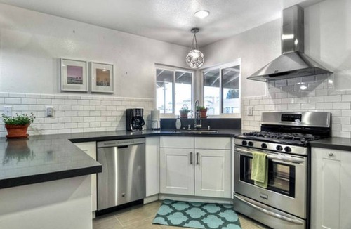 Hermosa Village House | *Pool +Game Room + Disneyland Close*Guests Love It!* Fall Fun*