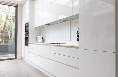 Addison Apartment | Poplar Grove by onefinestay