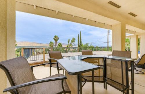 Porterville House | Porterville Getaway with Patio and Valley Views!