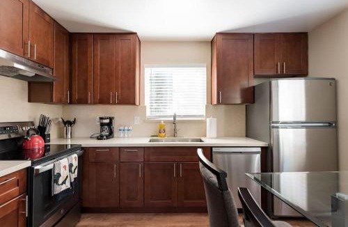 West San Jose Apartment | Posh home near Santana Row for vacation/business