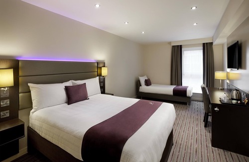 Southampton Hotel | Premier Inn Southampton North