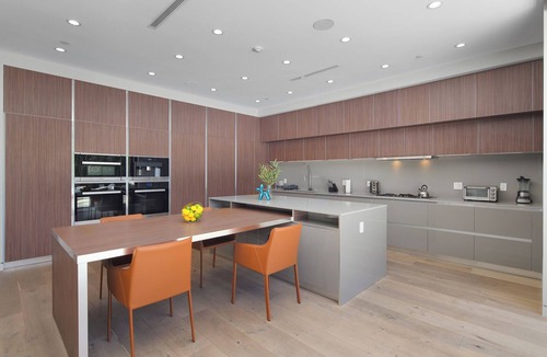 Beverly Grove House | Premier Modern West Hollywood Gated Villa with 4 Bedrooms, Pool & Rooftop Views