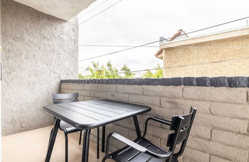 Downtown Apartment | Premium Glendale 1BR w/Pool, Gym, walkable location, by Blueground