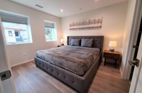 Beverly Hills Apartment | Prime LA 2 bedroom & 3 bath home Beverly Hills adj
