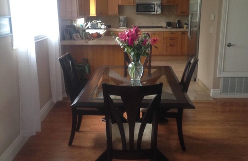 North Redondo House | Prime Location – Steps from Hermosa Beach! n3 bedrooms and 2.5 bathrooms