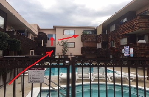 Encino Condo | PRIME LOCATION walking distance to VENTURA BLVD where all entertainment is: