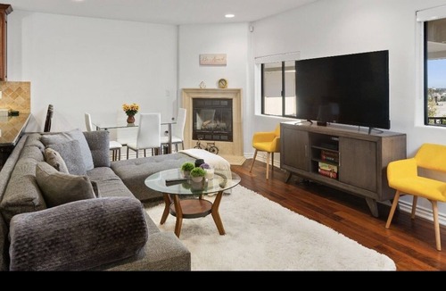 West Hollywood House | PRIME WEST HOLLYWOOD LUXURY APARTMENT 2