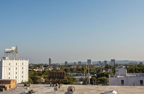 West Hollywood House | PRIME WEST HOLLYWOOD LUXURY APARTMENT 2
