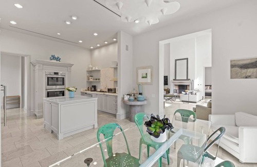 St. Helena House | Private 4 Bedroom, 4.5 Bathroom Home w/Pool + Guest House in Napa Valley