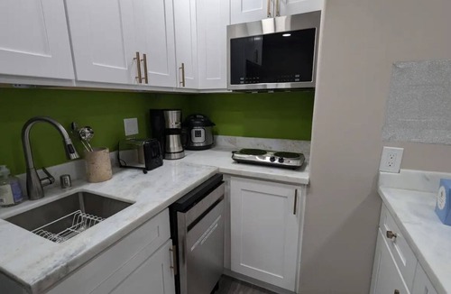 Northside House | Private and Peaceful Studio in Central San Jose