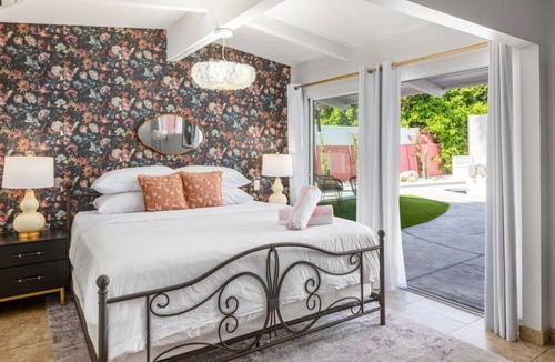 Warm Sands Hotel | Private Boutique Retreat | 9 Chic Suites | Pool & Hot Tub | The Muse Hotel