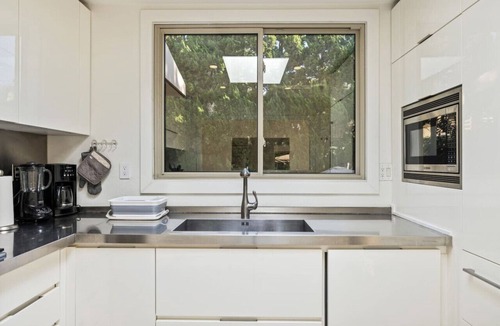 Norma Triangle House | Private Designer Home in West Hollywood