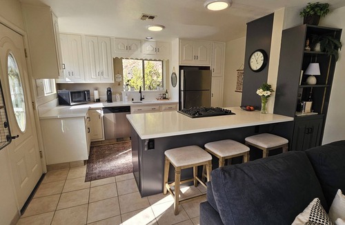 La Mesa House | Private Detatched Guest House in Mt. Helix
