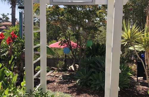 Loma Alta Cottage | Private Enchanted Garden