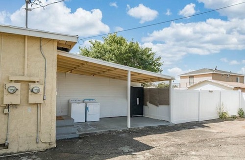Placentia House | Private Home w/ King Bed - 15 Mins to Disney