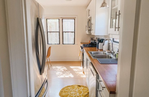 Atwater Village House | Private LA craftsman home in Atwater Village!