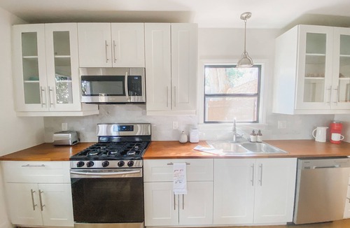 Atwater Village House | Private LA craftsman home in Atwater Village!