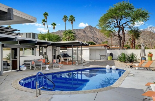 Cathedral City Cove House | Private Mid-Century Gem With Sweeping Views of Palm Springs!