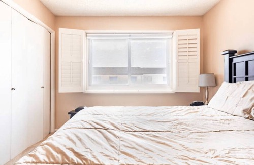 Los Angeles Resort | Private room ∙ 1 guest