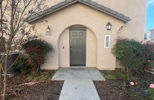 Temecula Resort | Private room ∙ 1 guest
