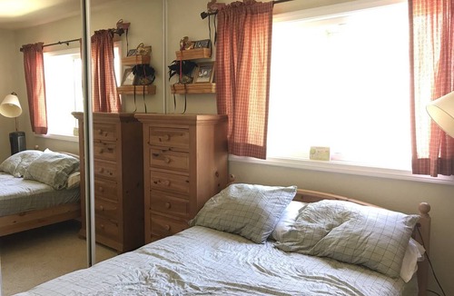 Tustin Resort | Private room ∙ 1 guest