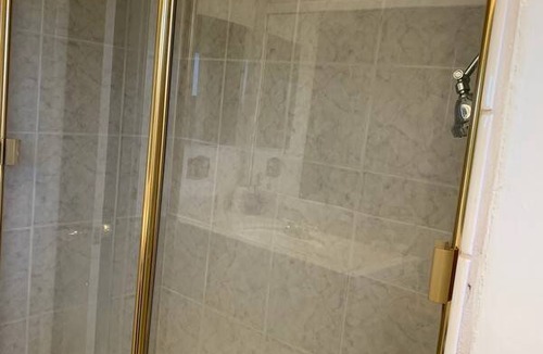 Upland Resort | Private room ∙ 1 guest